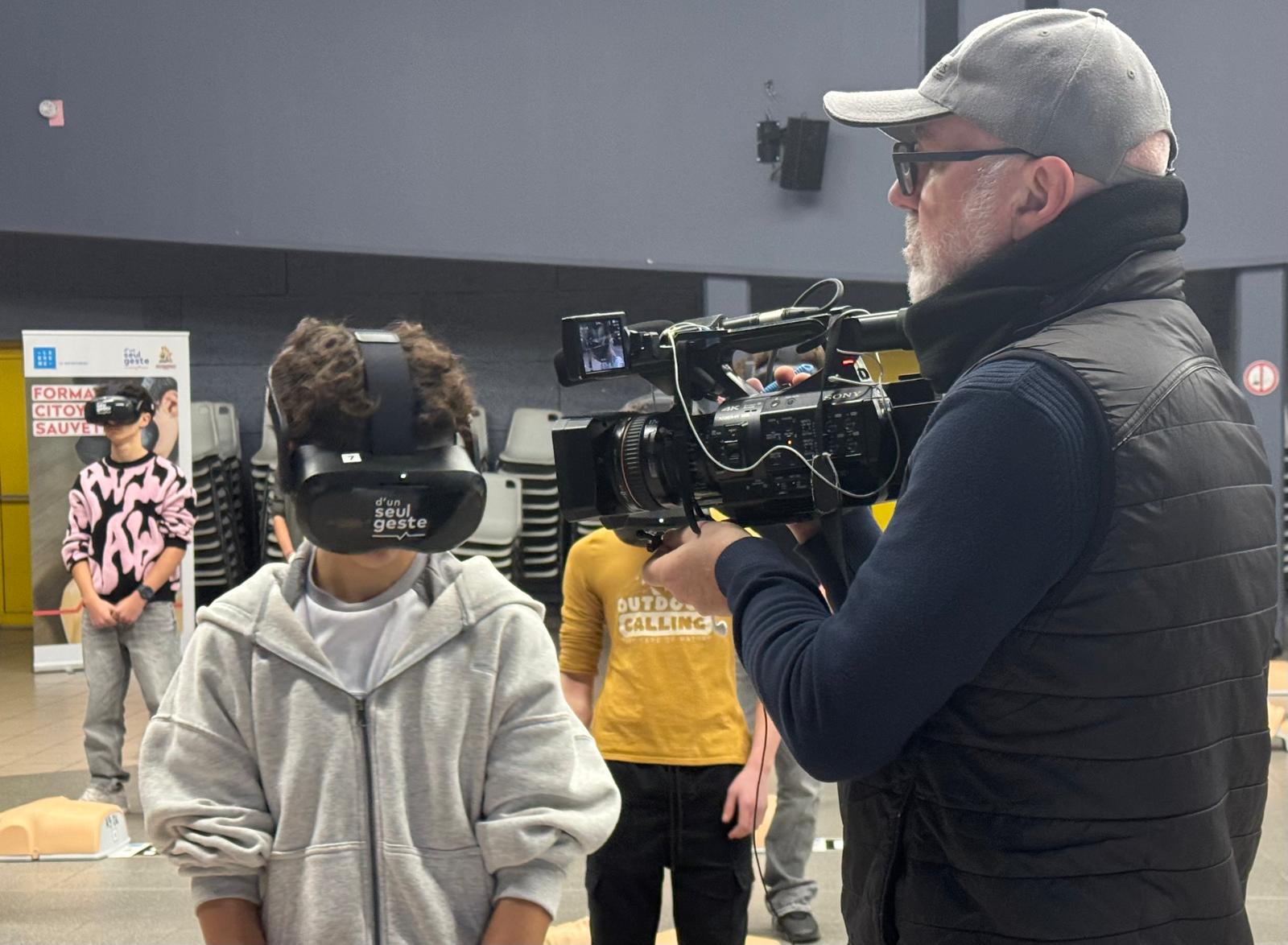 Formation premiers secours des collégiens en immersion filmée par M6